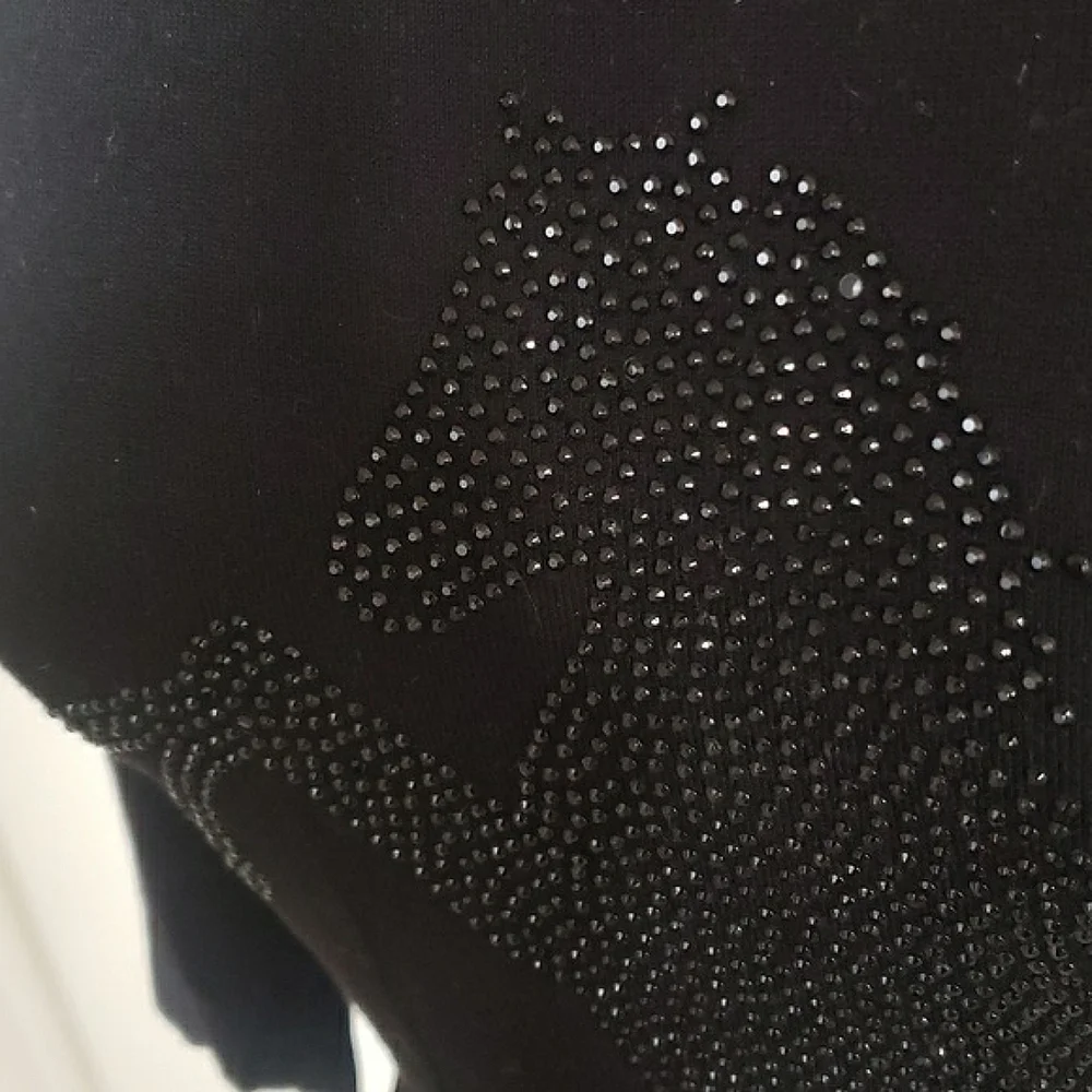 White House Black Market Black Crystal Horse Sweater Jewel Neck Keyhole XS S - Picture 8 of 14